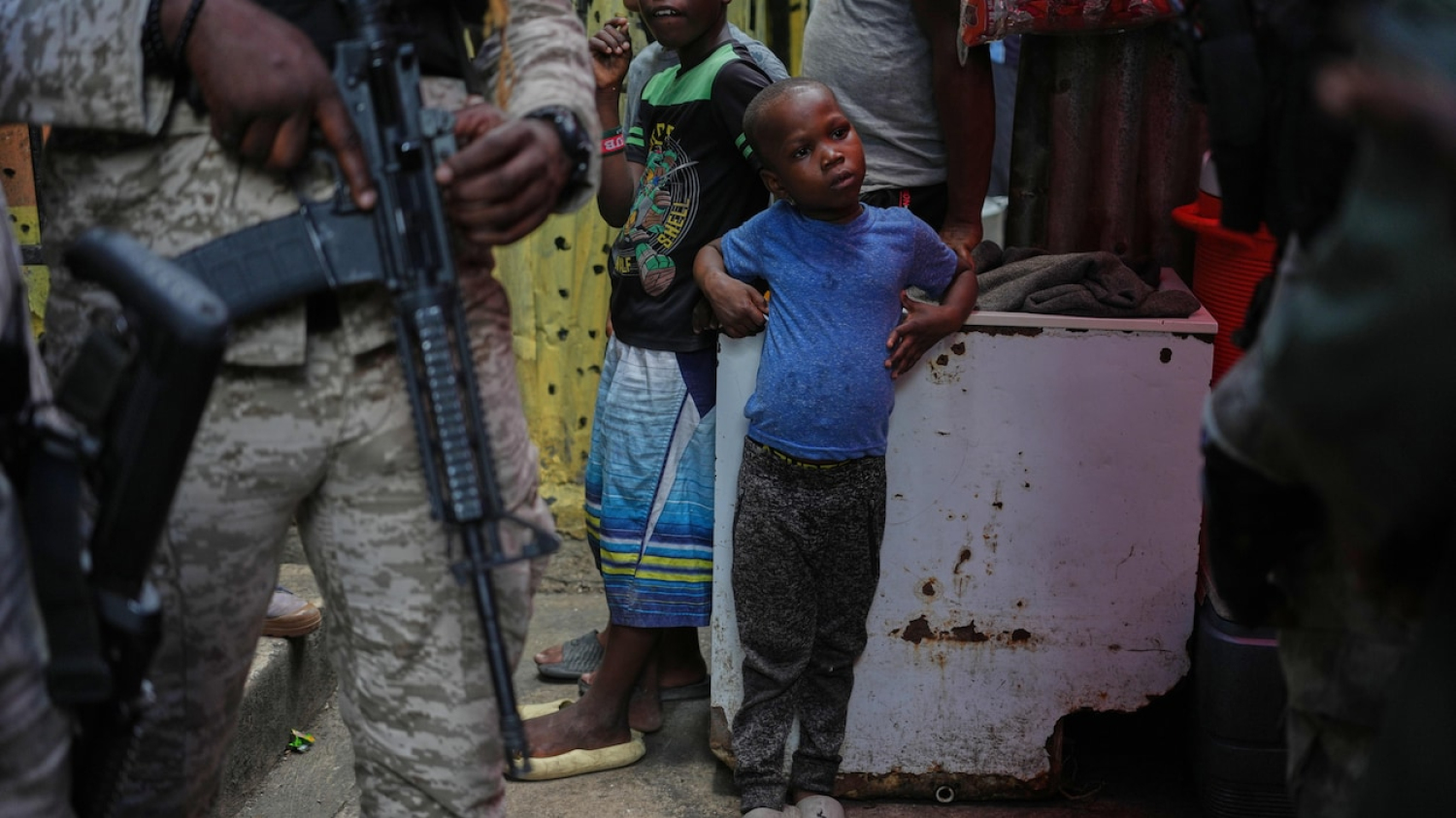 Haïti : 1 enfant sur 2 vit en première ligne de la violence