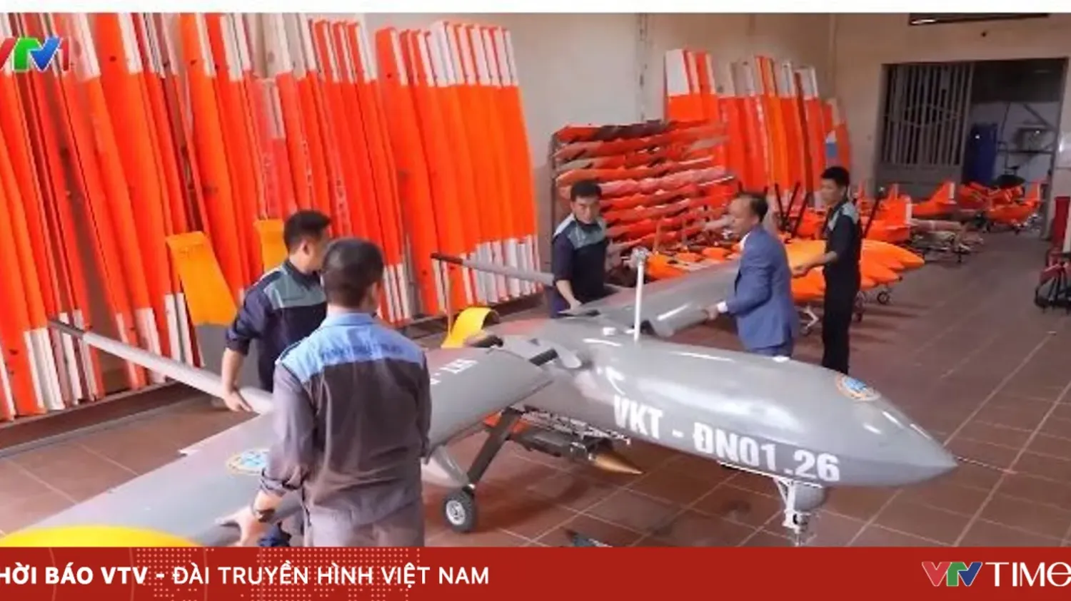 Maîtriser la technologie de production des drones de combat.