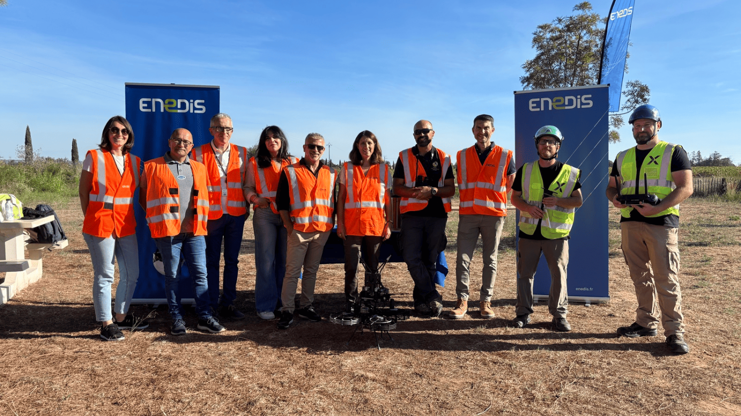 Gard : Enedis pose des balises par drone pour protéger les oiseaux sans couper l’électricité