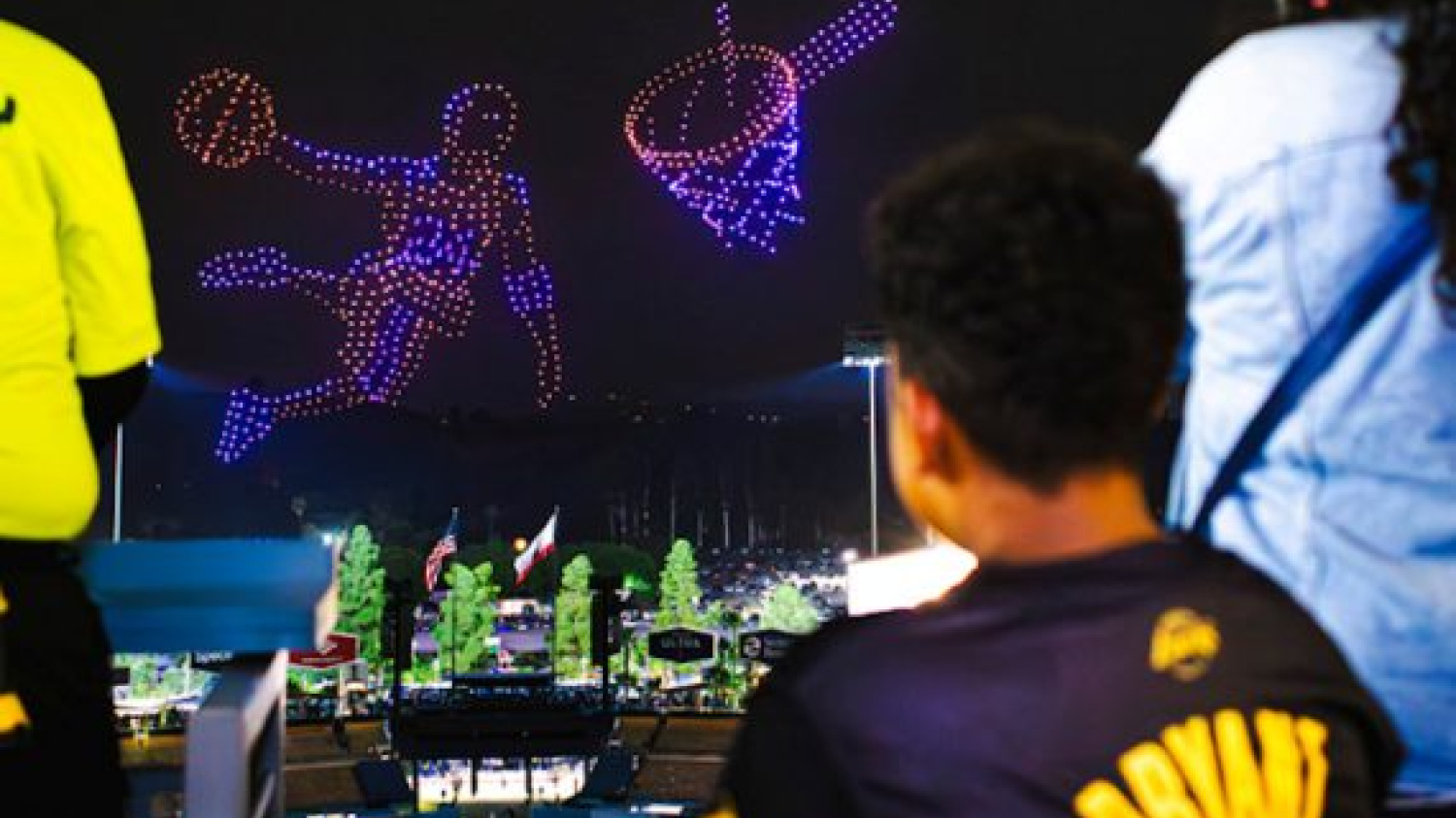 Le magnifique spectacle de drones pour l’hommage à Kobe Bryant