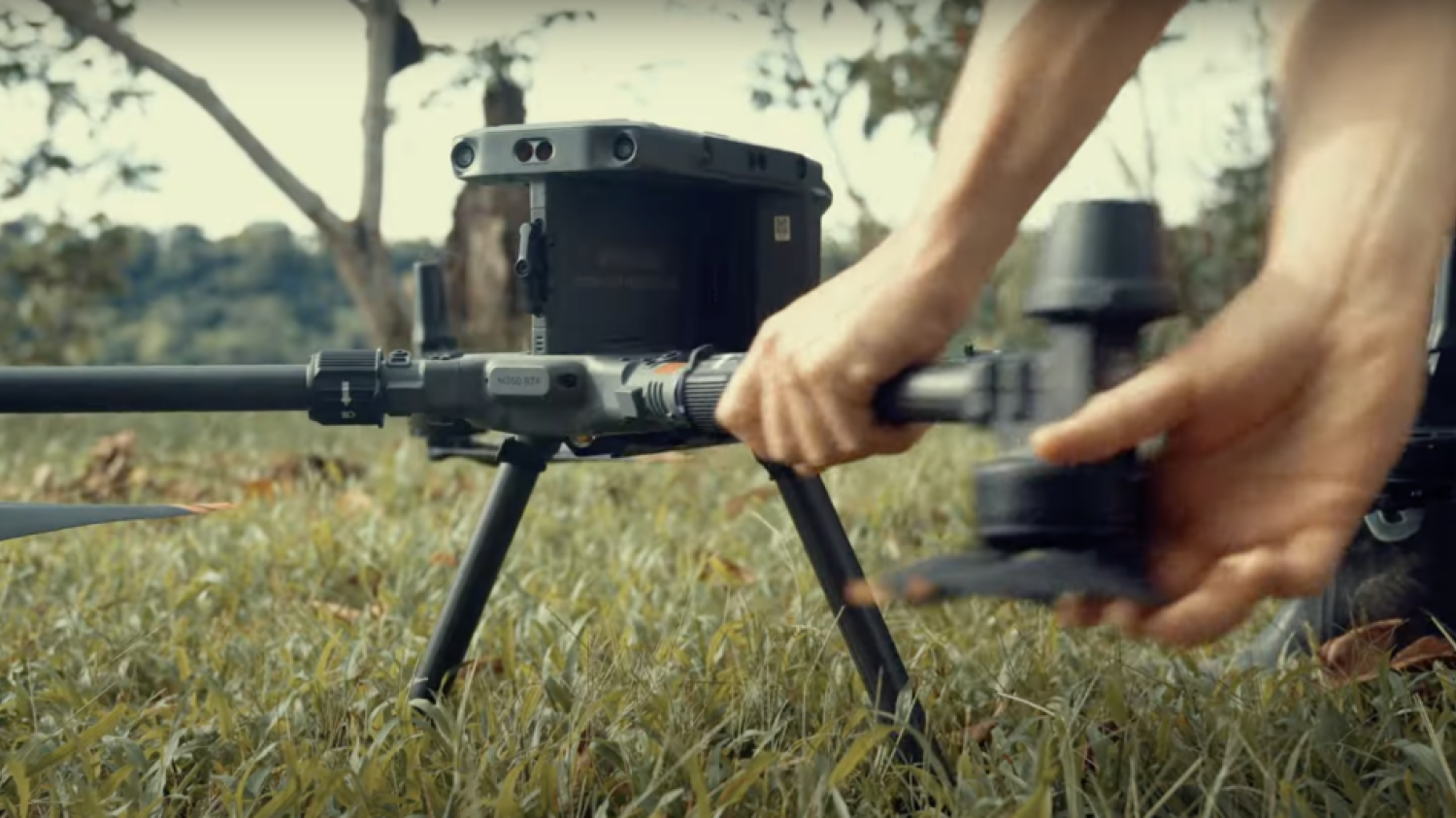 Au Pérou, des drones récoltent l'ADN de la biodiversité à la cime des arbres 