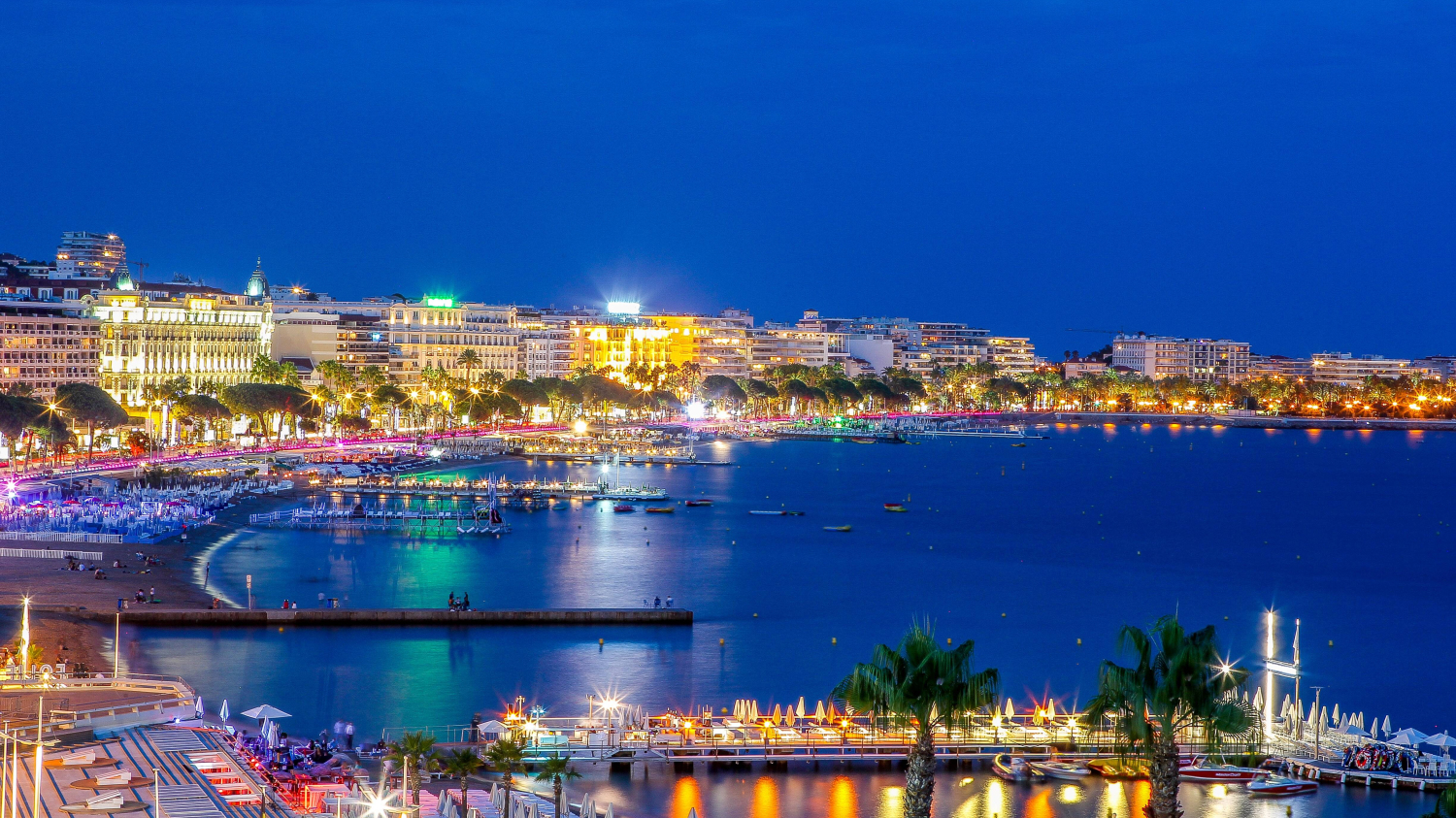 Des centaines de drones vont animer le ciel de Cannes ce mardi soir, on vous explique pourquoi