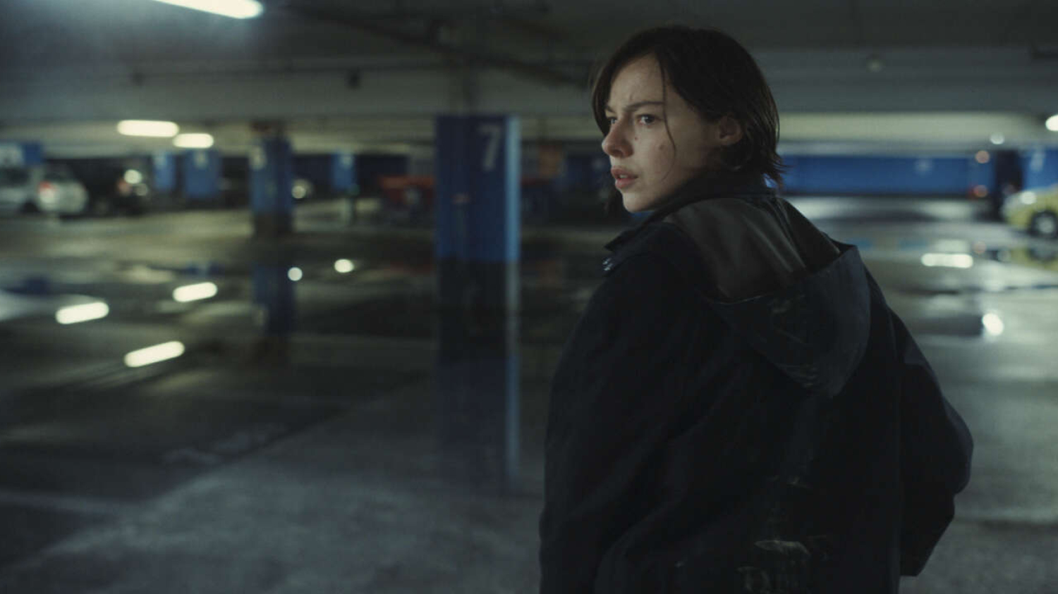 Dans le film « Drone », Marion Barbeau sous surveillance