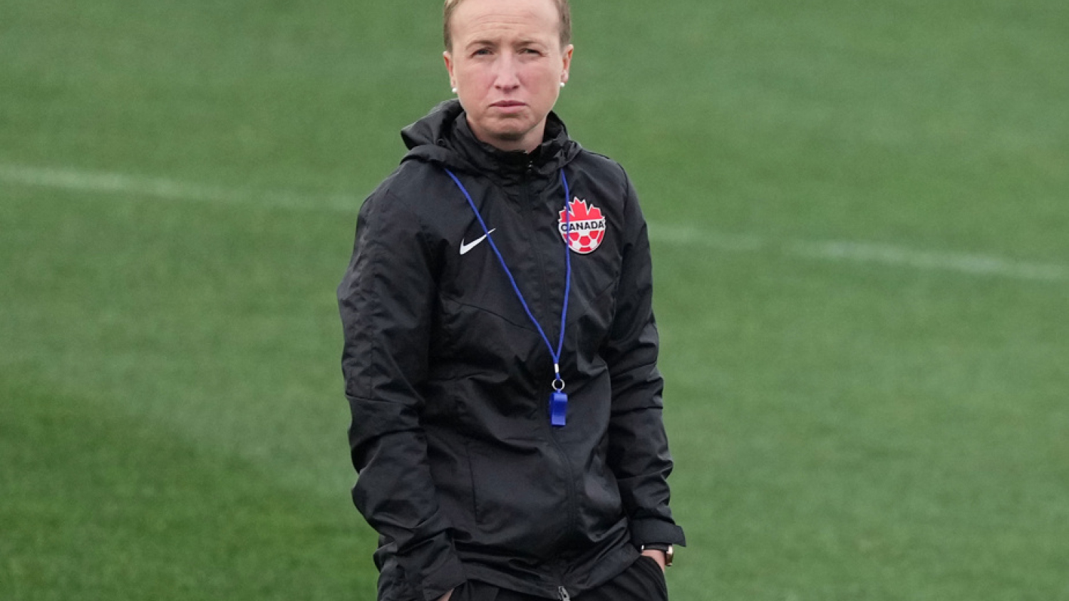 Scandale des drones à Canada Soccer | Bev Priestman congédiée de son poste d’entraîneuse