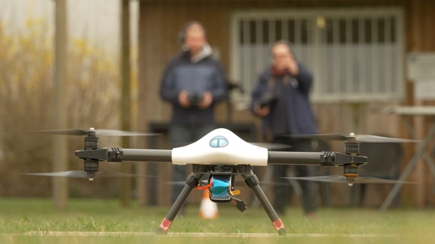 Pilote de drone : un métier en plein essor et indispensable dans de nombreux domaines 