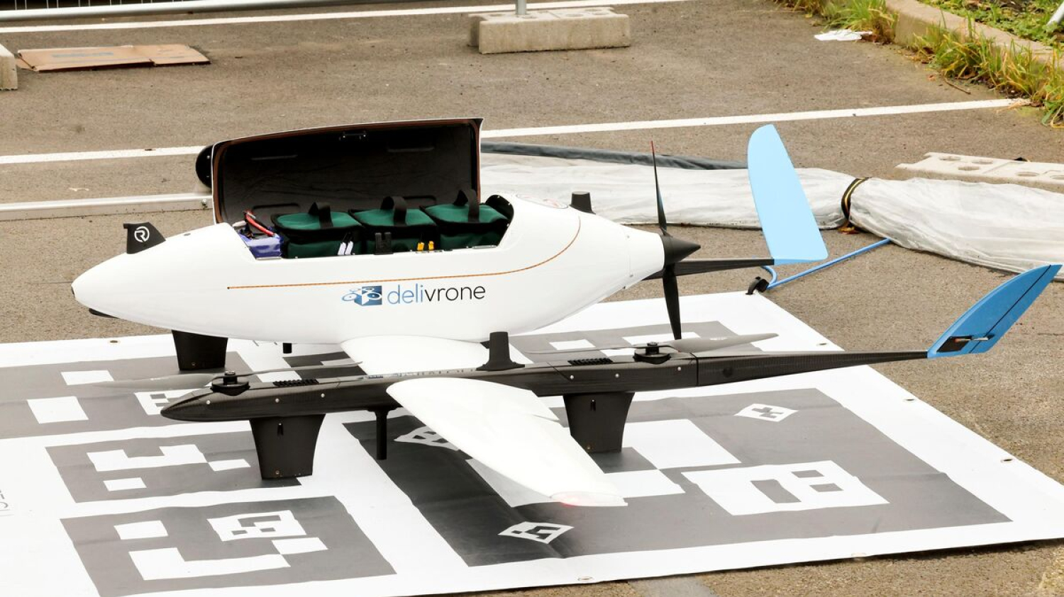 « Un gain de temps et de sécurité » : en Normandie, ces drones médicaux acheminent les prélèvements biologiques