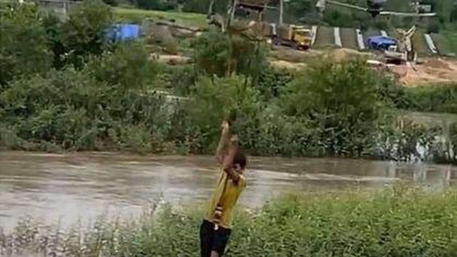 « Je n’étais pas sûr que ça fonctionne » : un paysan sauve deux enfants de la noyade avec son drone - Edition du soir Ouest-France 