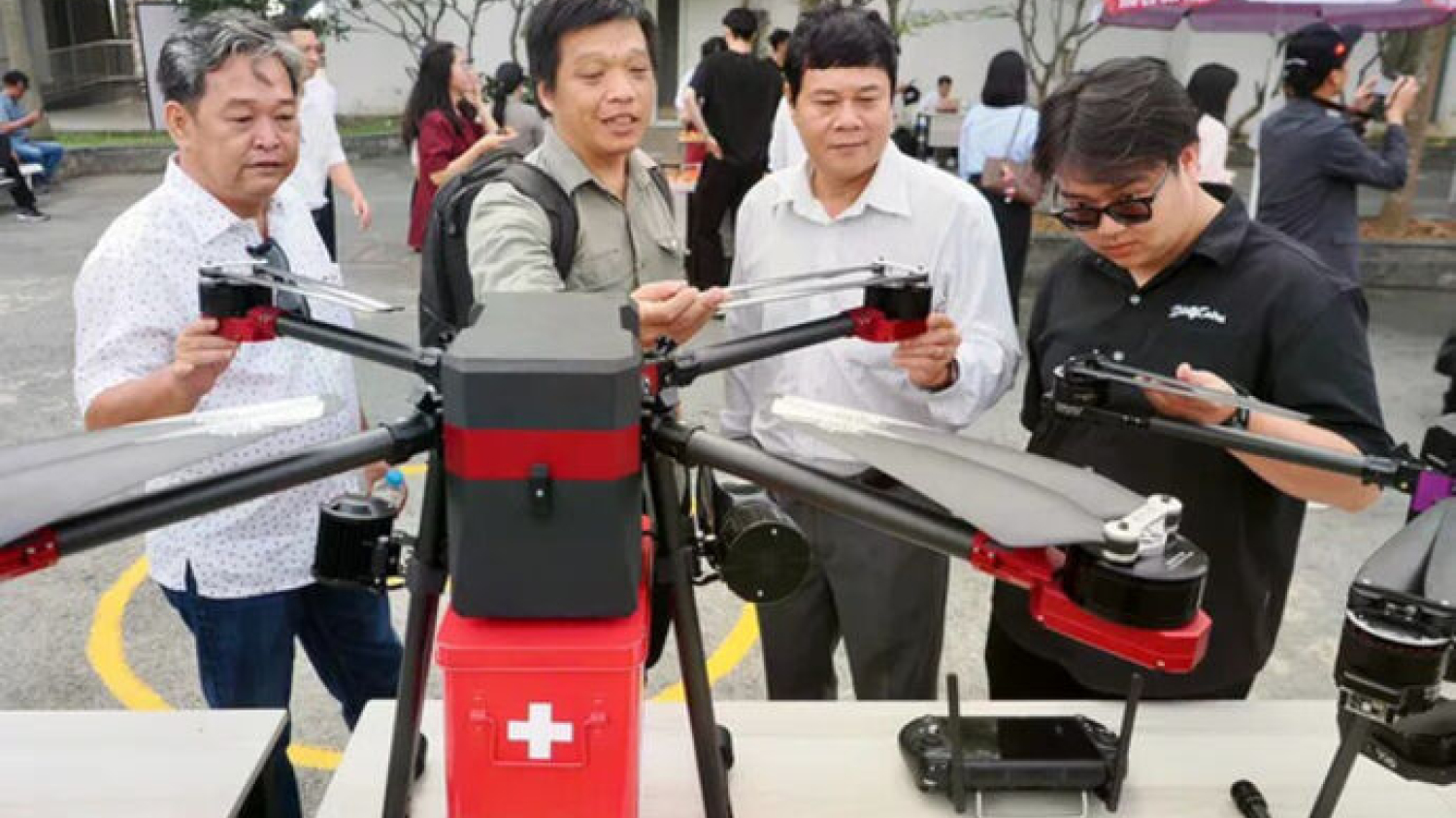 Les drones ouvrent un nouvel espace économique pour le Vietnam