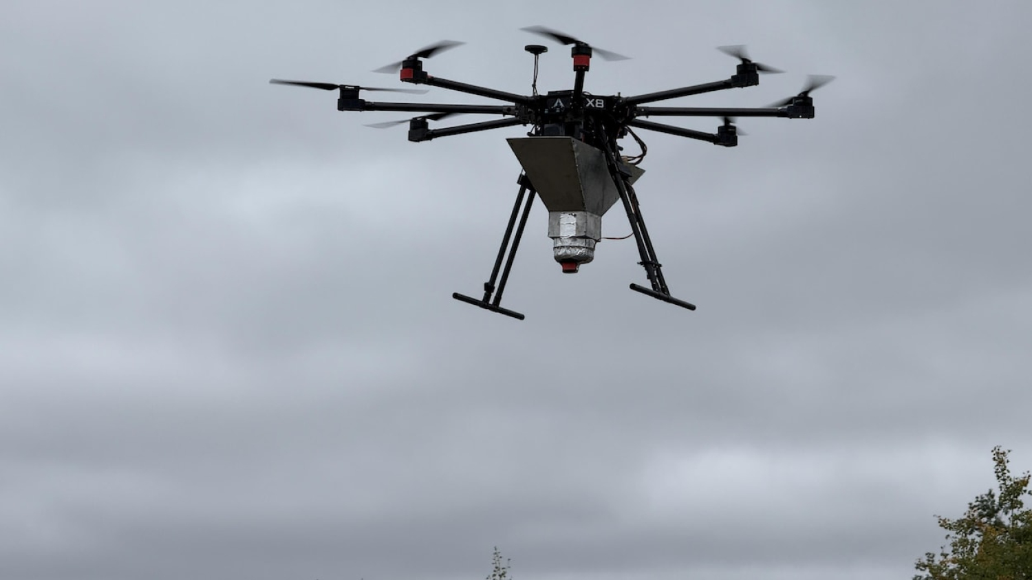 Des drones qui dérangent au-dessus des voies ferrées