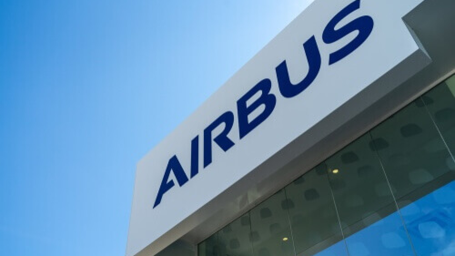 Airbus fait voler un drone autonome capable d'abattre des drones kamikazes
