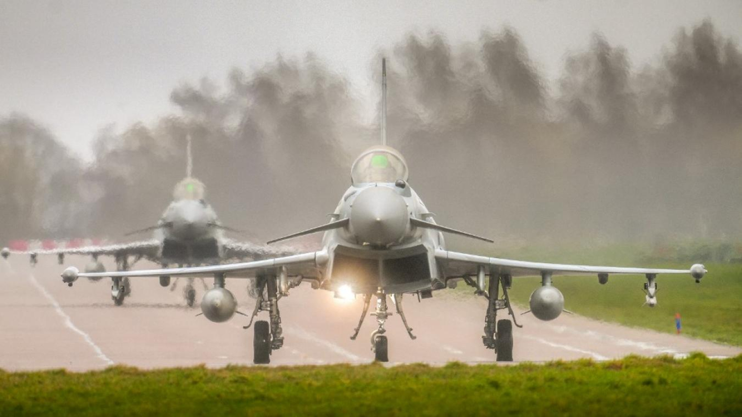 « Pas l’autorisation d’intervenir » : des avions Eurofighter Typhoon visent des drones russes au-dessus de l