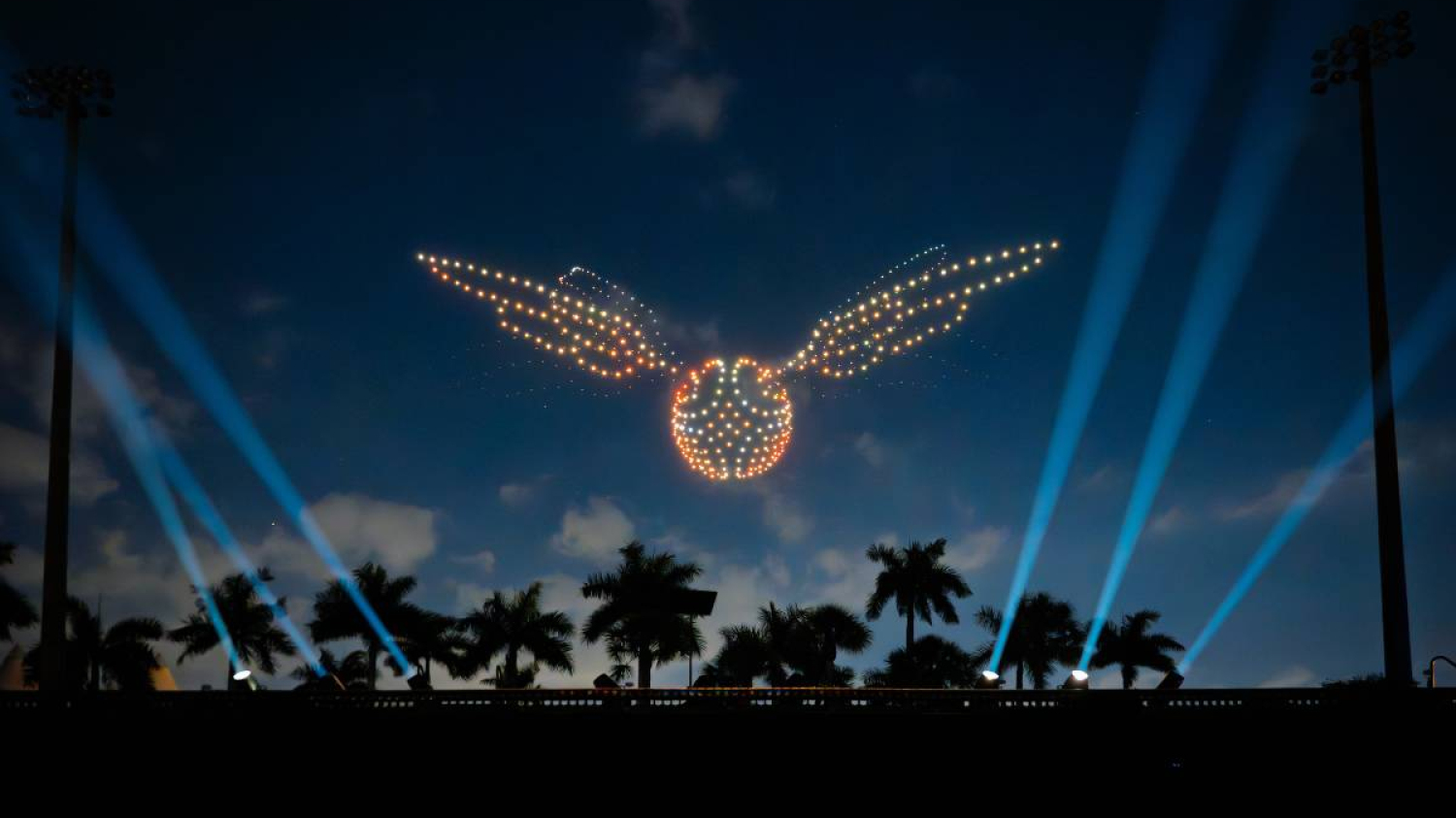 La magie s’envole dans les cieux lors de ce DroneArt Show sur le thème de Harry Potter™ — 1 200 drones synchronisés et une bande originale inspirée pour une soirée unique