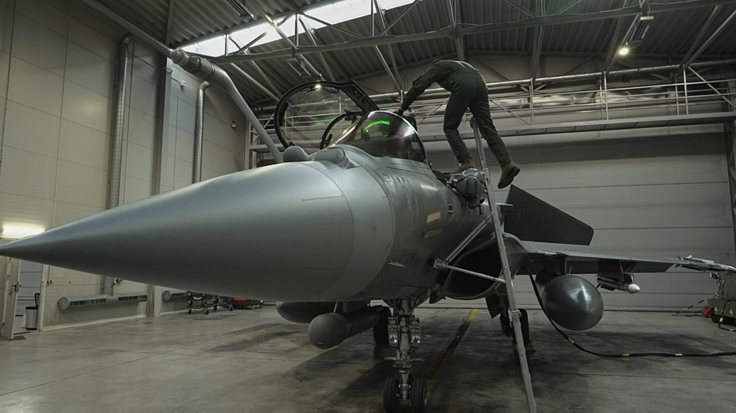 Mettez-vous à l’abri : l’aéroport de Vilnius ferme après alerte drone