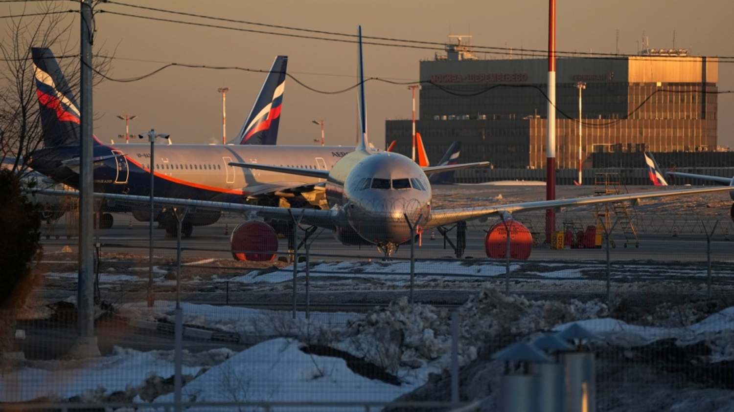 Vague de drones ukrainiens Les quatre aéroports de Moscou brièvement fermés