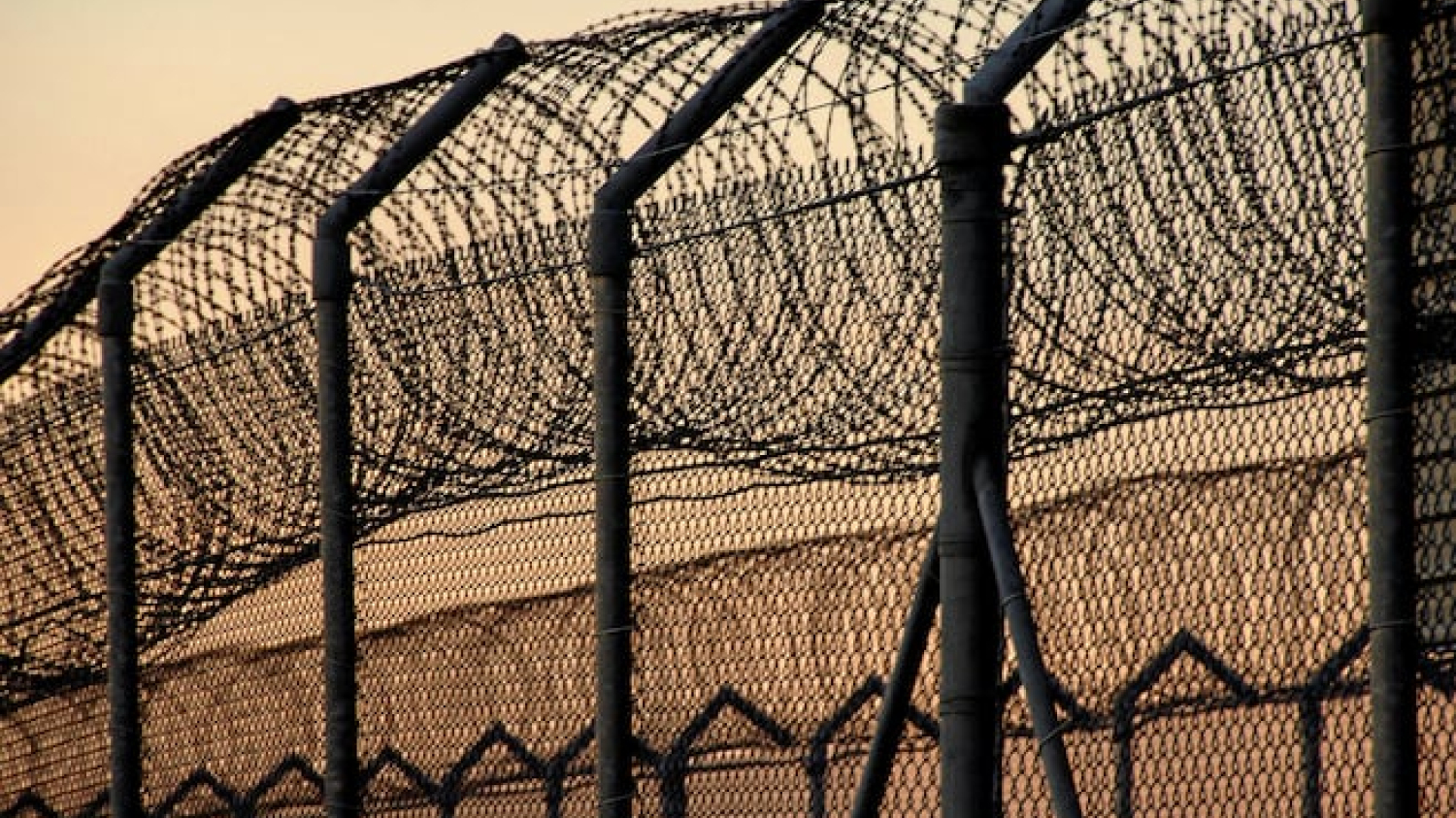 Douze mois en collectivité pour un drone à la prison de Roberval