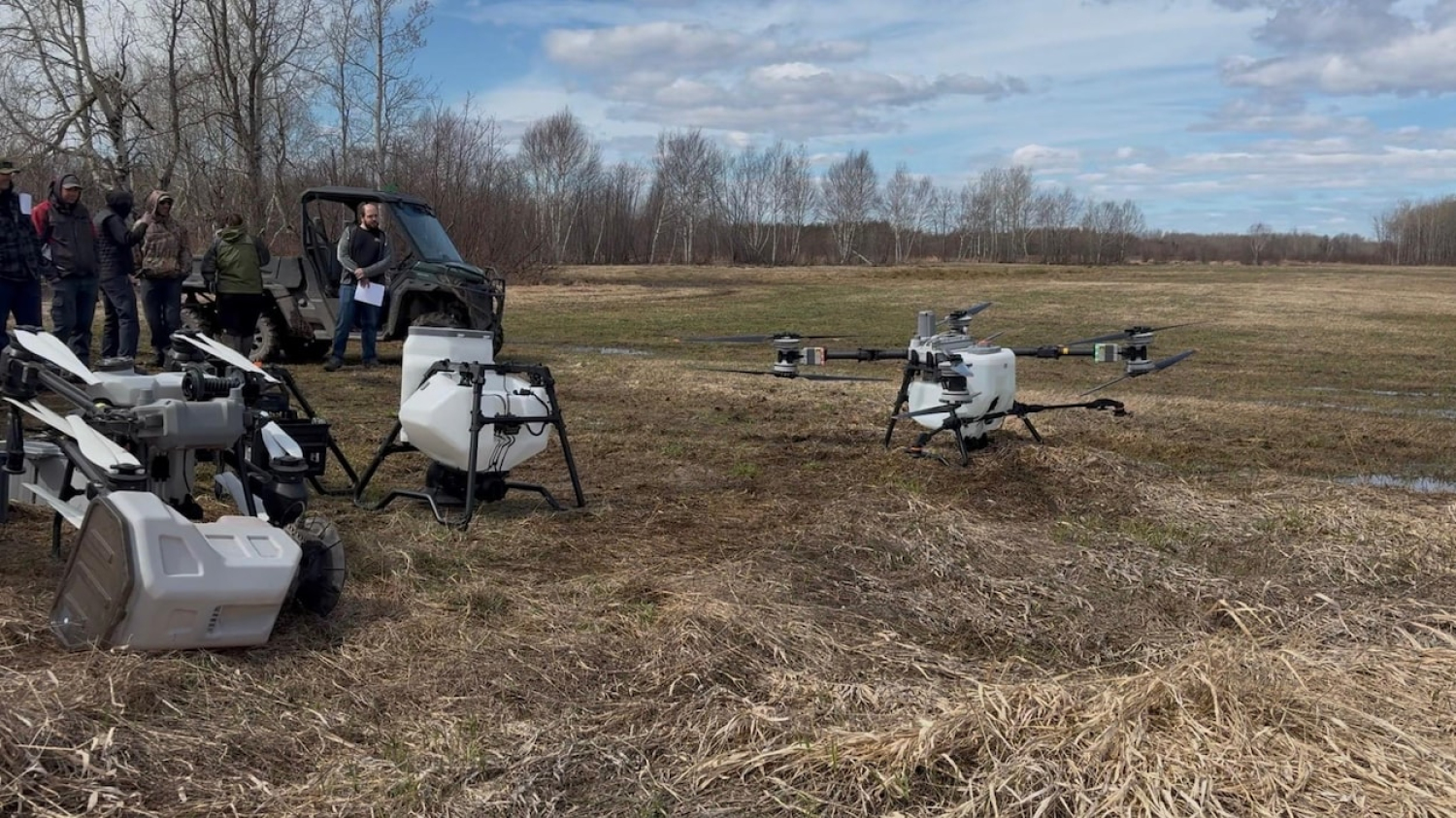 Les agriculteurs peuvent faire appel à des drones