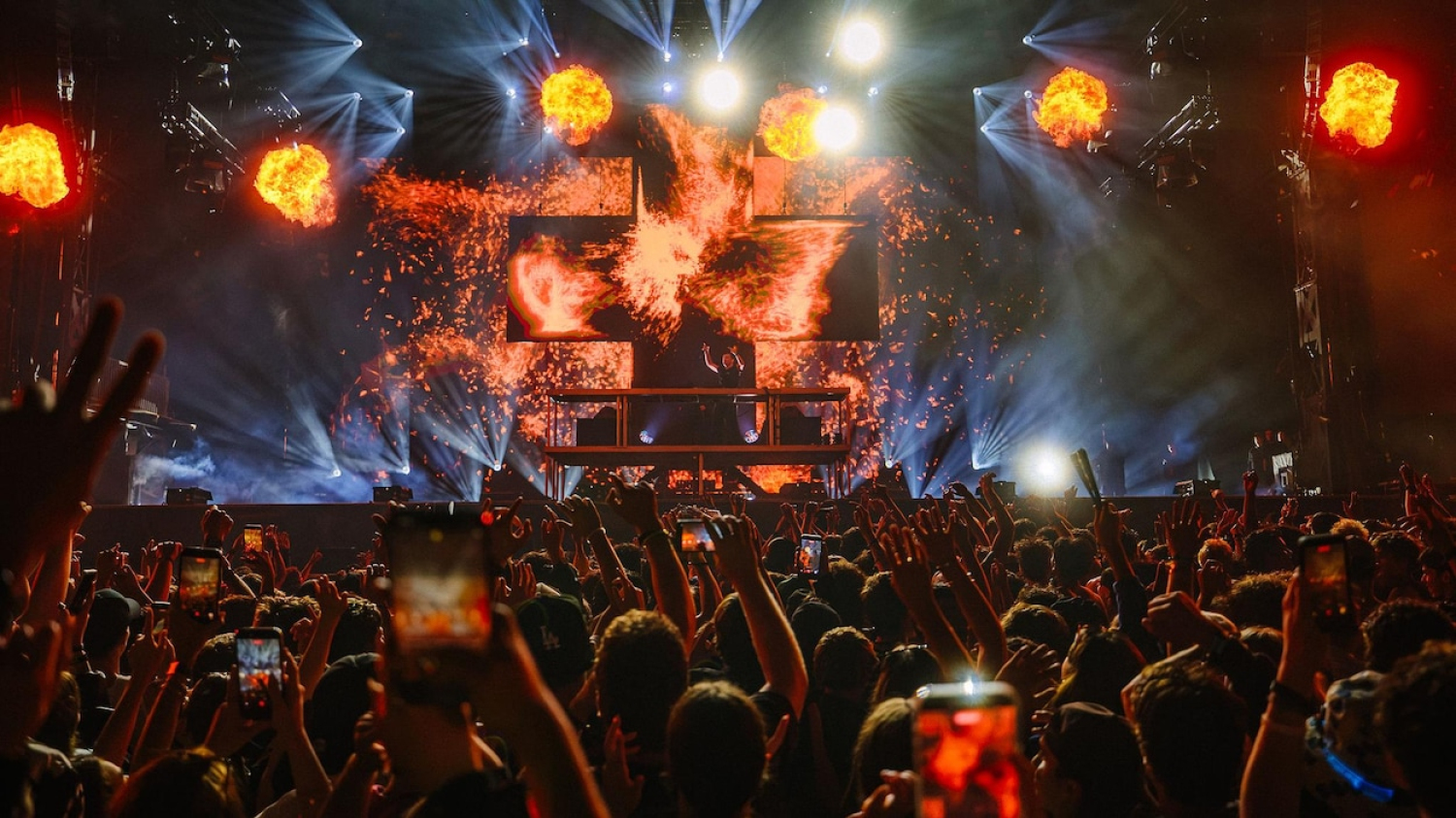 Quand Martin Garrix saisit le drone du FEQ : un moment viral