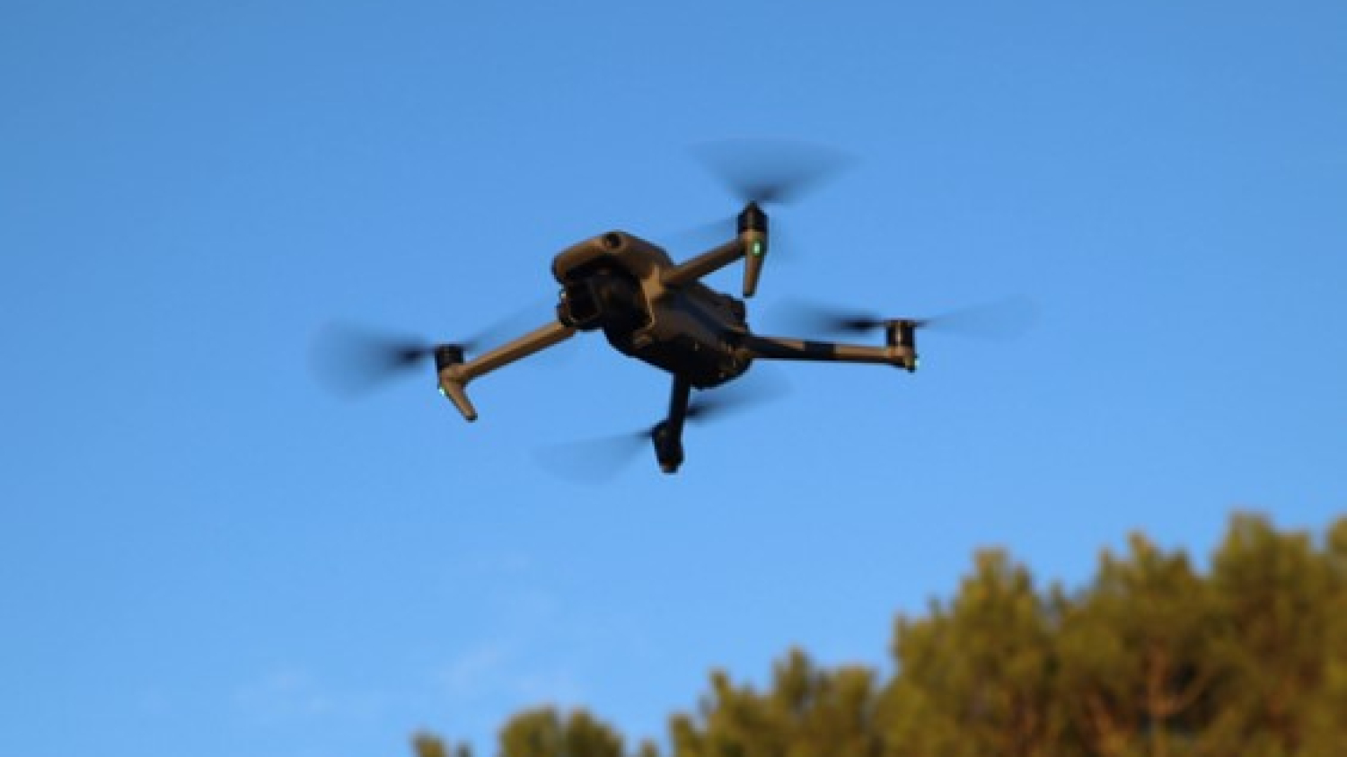 Drones : les règles à respecter avant de prendre son envol cet été 