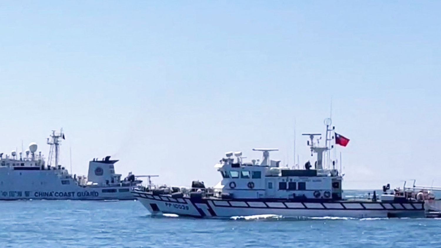 Pékin resserre l’étau autour de Taïwan avec un déploiement record de…
