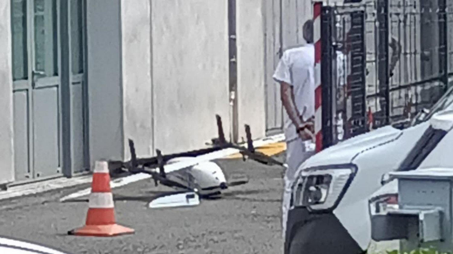 Rhône. « Ça aurait pu être très dangereux » : un drone se crashe sur le parking de l’hôpital de ...