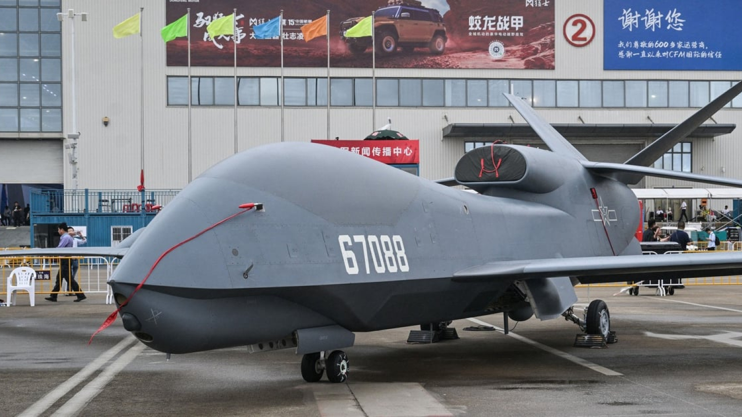 La Chine a déployé pour la première fois des drones WZ-7 près du récif de Scarborough, en mer de Chine méridionale.