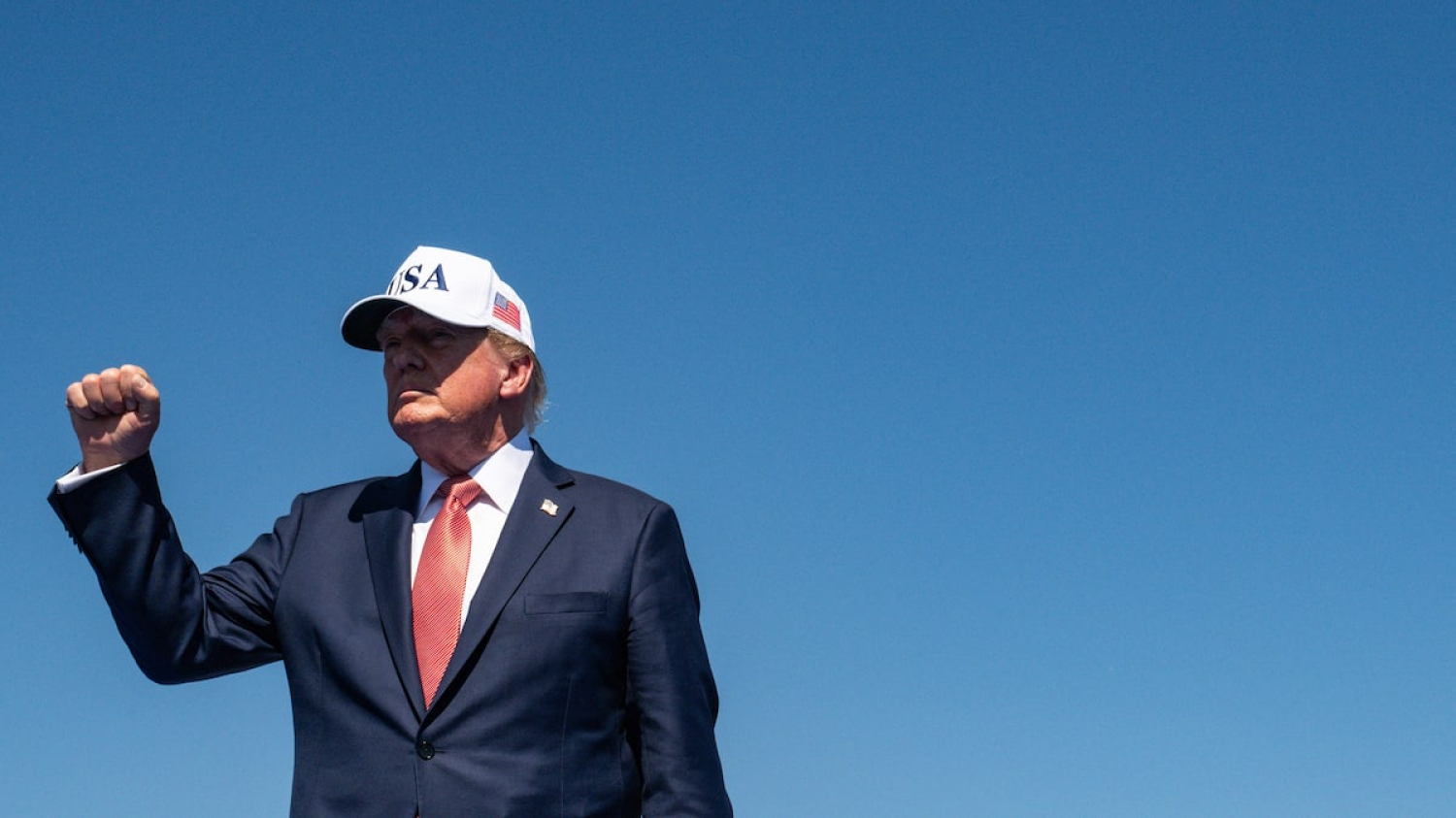 Irlande: enquête sur la présence présumée d’un gros drone avant la venue de Trump