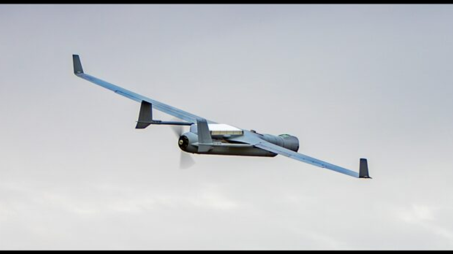 Gogo et Insitu finalisent l’intégration d’une antenne satellite haut débit sur le drone Integrator.
