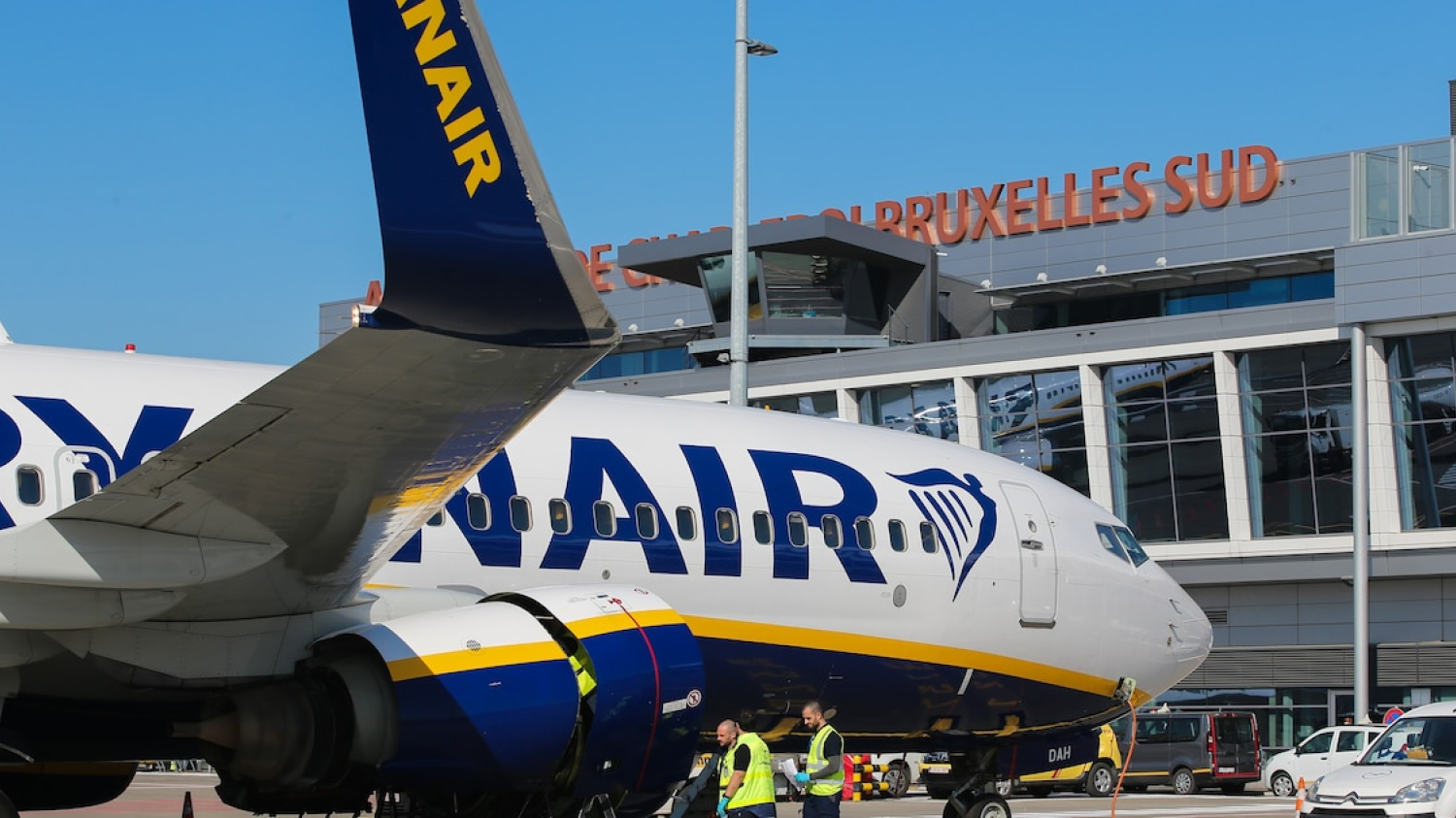 Survol d'un drone à l'aéroport de Charleroi : le pilote du drone, interpellé, serait un agent immobilier