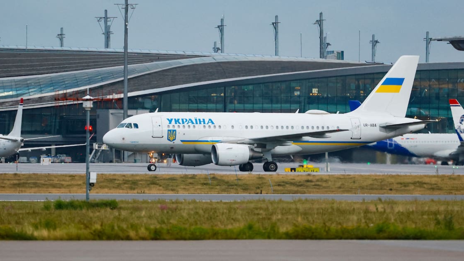L’avion du président ukrainien Volodymyr Zelensky a failli être frappé par un drone en Moldavie