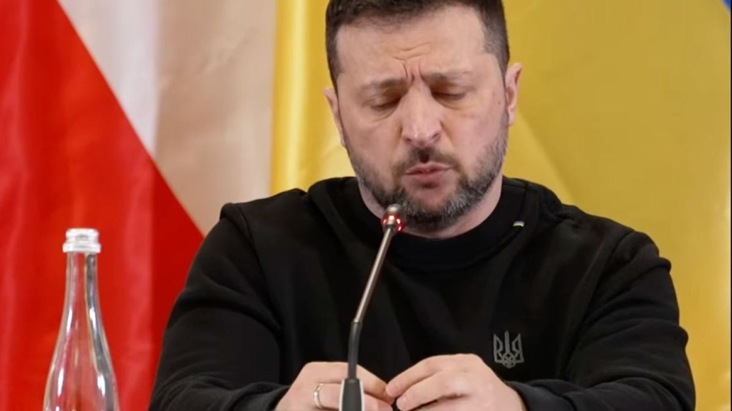 Norvège : l'avion de Volodymyr Zelensky frôlé par un drone en route vers Oslo