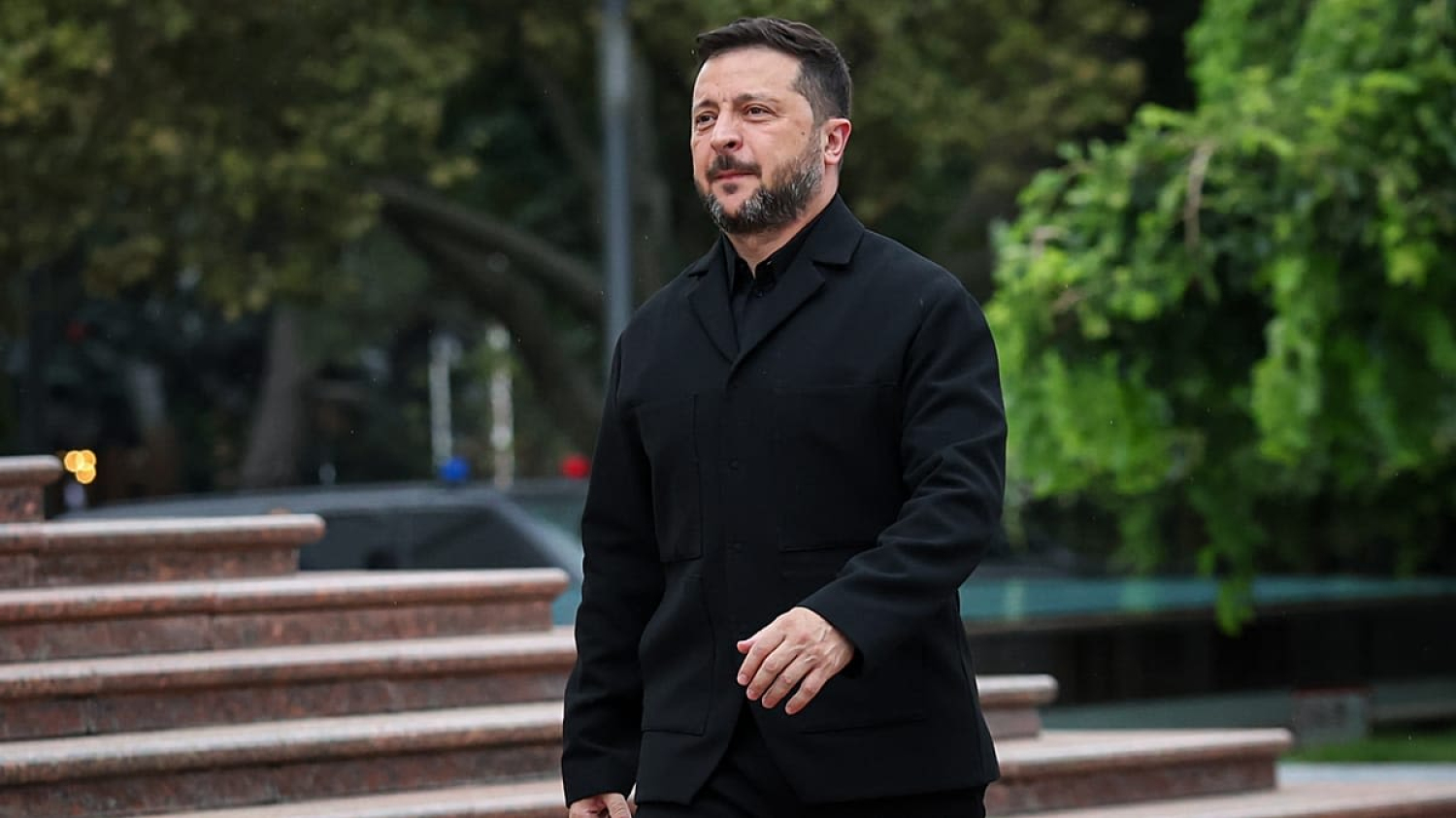 Un drone a failli toucher l'avion de Zelensky en route vers Oslo, selon le Premier ministre norvégien