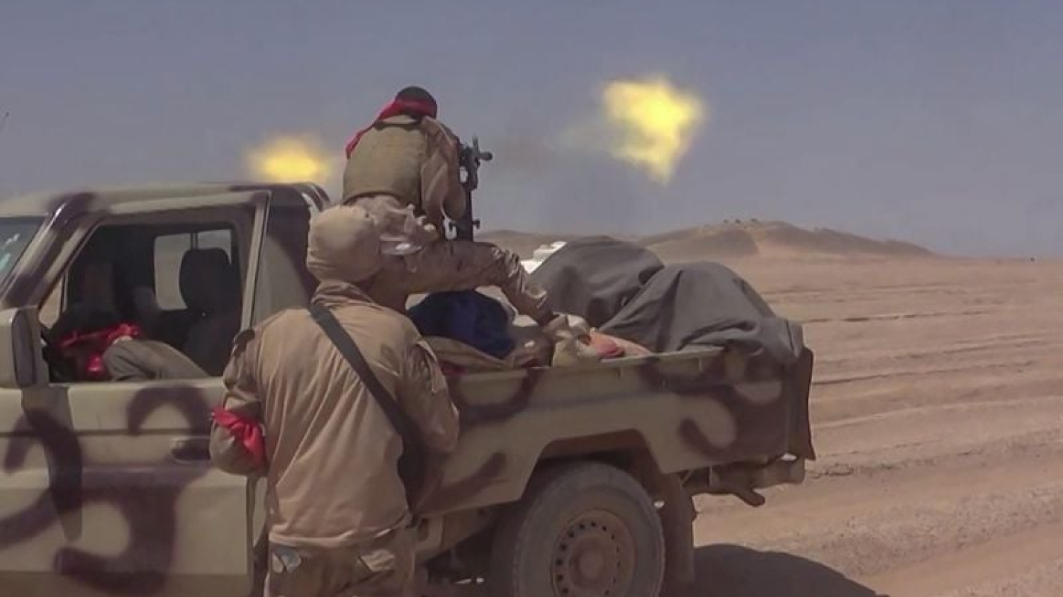 Un mort après la chute de débris lors de l'interception d'un drone houthi, selon la défense civile