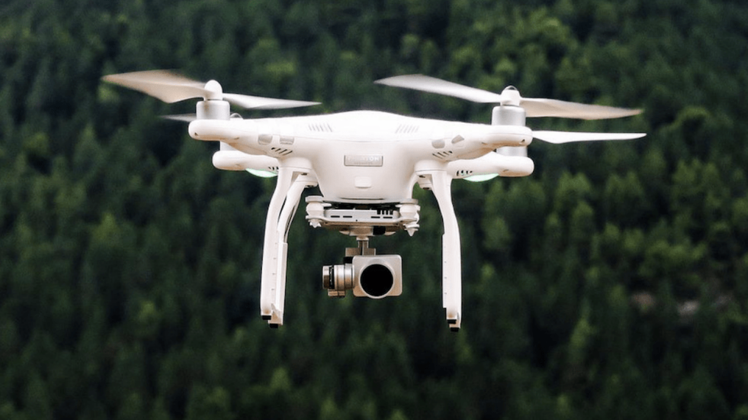 Rodéos urbains : le préfet sort les drones à Saint-Denis
