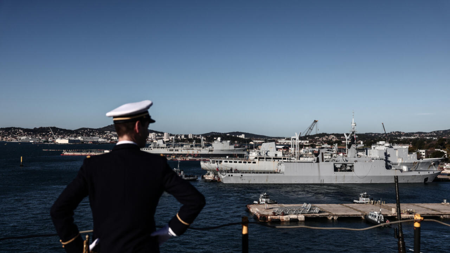 Des drones non autorisés ont survolé la base navale de Toulon et des sites militaires français