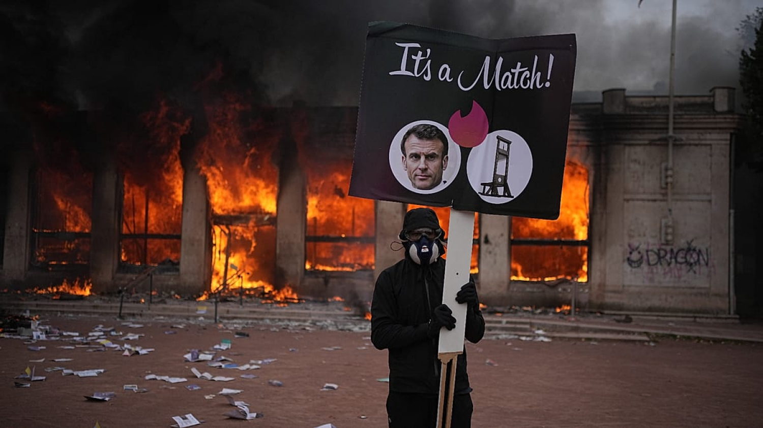 Vidéo. Des images de drone montrent l'étendue des dégâts à l'hôtel de ville de Limoges après les manifestations