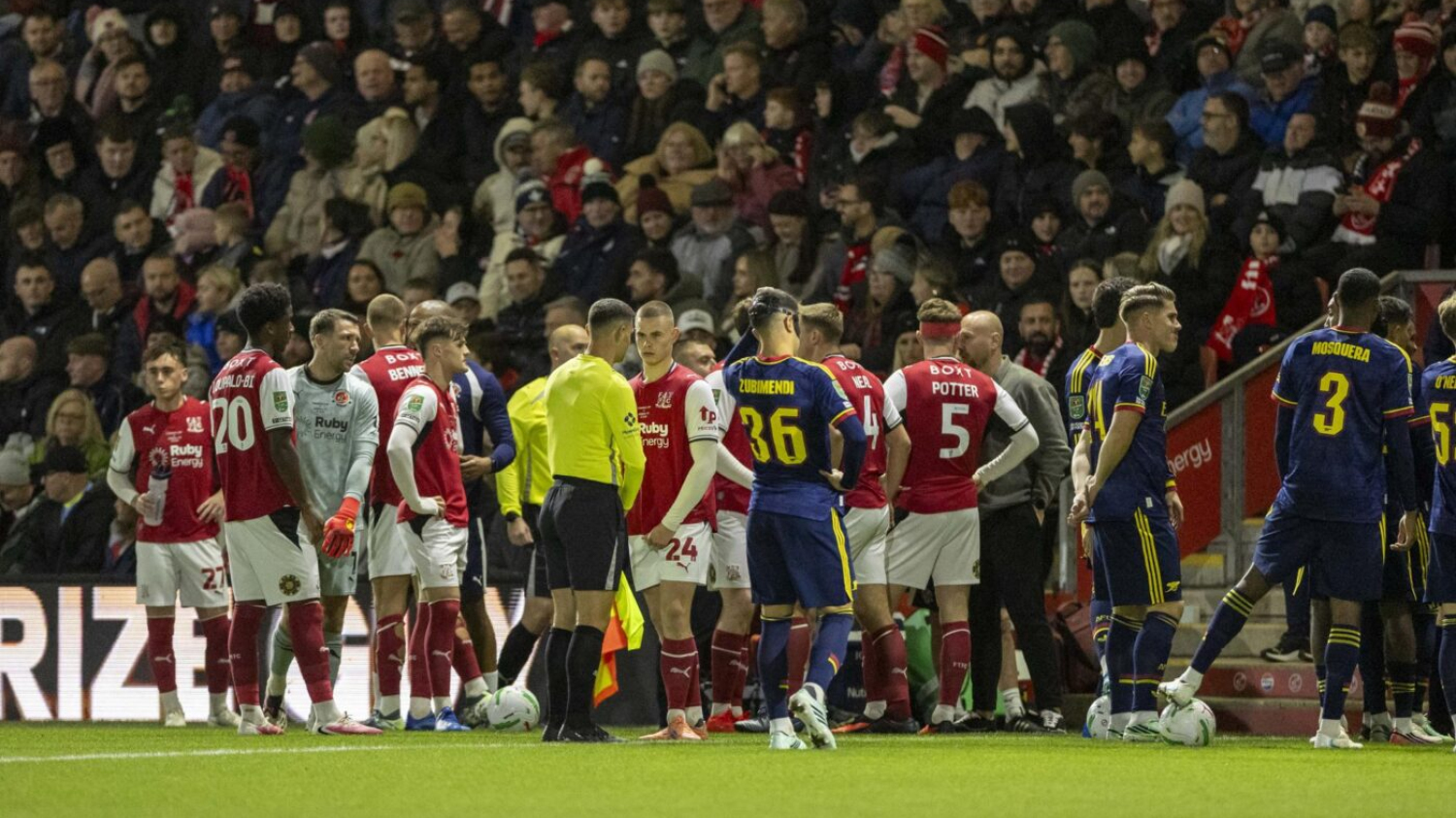 Fleetwood-Arsenal interrompu plusieurs minutes à cause d’un drone