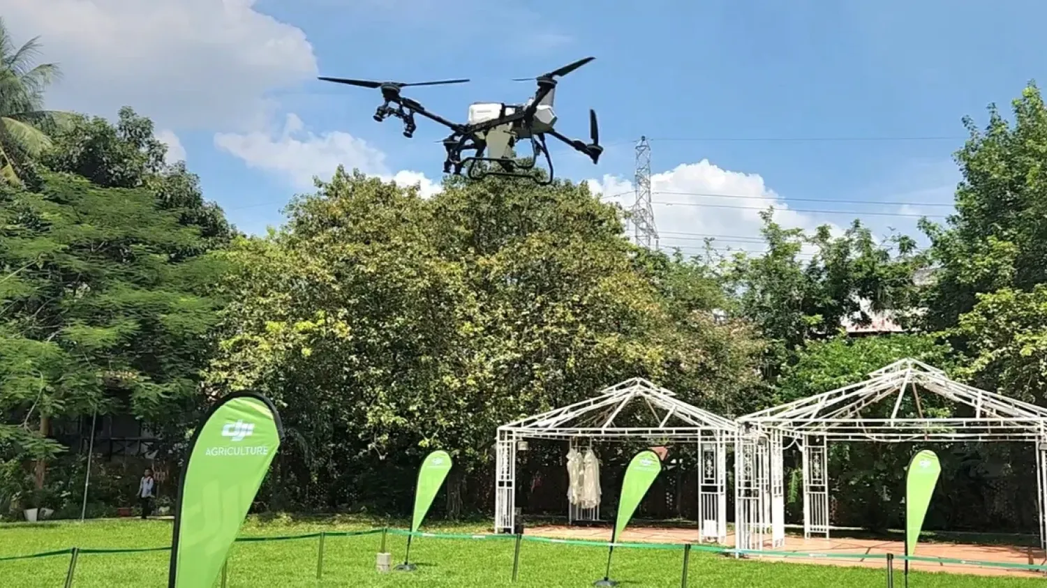 Lancement d'une nouvelle génération de drones agricoles.
