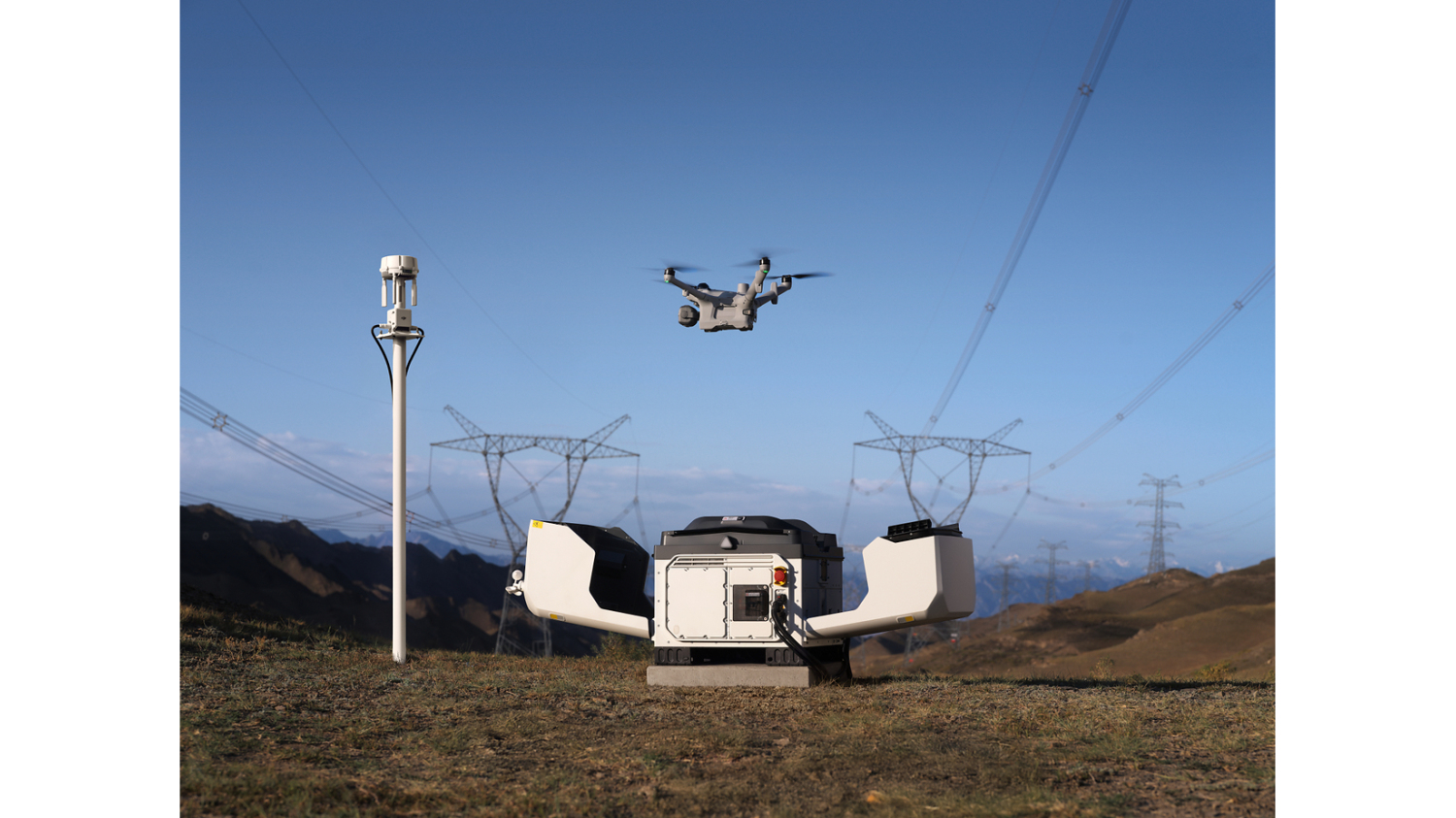 DJI lance le premier dock pour drone avec remplacement automatisé de la batterie en 25 secondes pour un soutien aérien toujours opérationnel