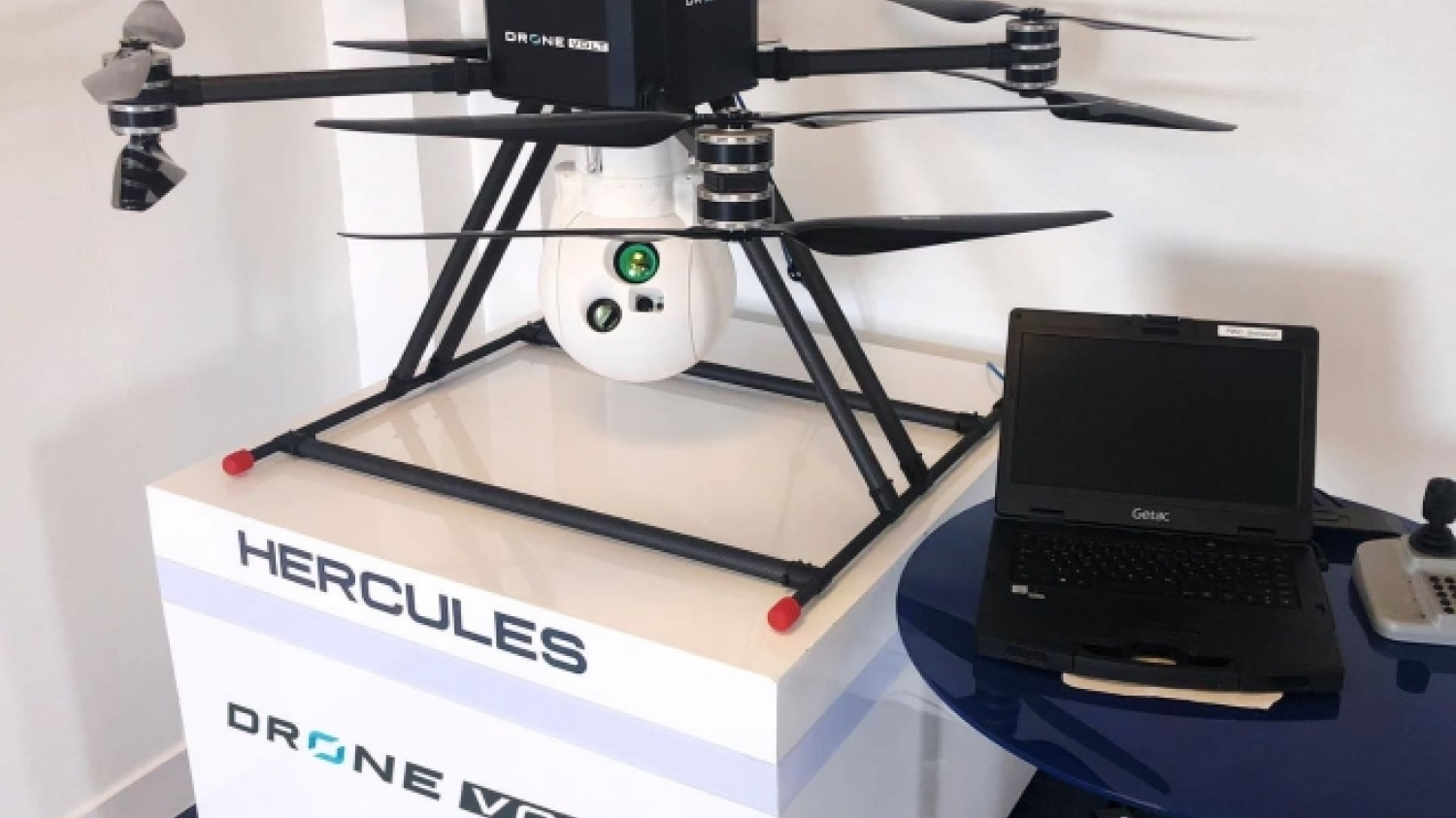 DRONE VOLT lance le HERCULES 100, un drone cargo capable d’emporter 100 kg penda
