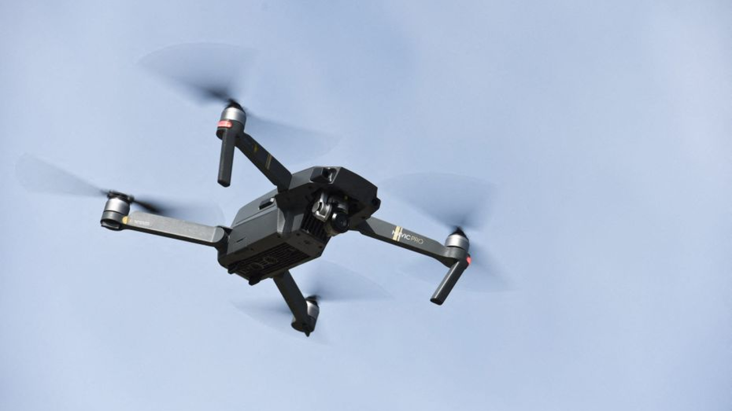 Pourquoi des drones surveillent certaines manifestations ?