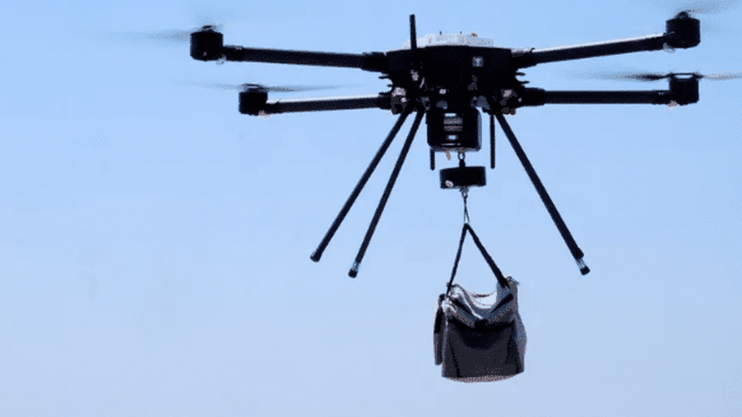 Ils tentaient de livrer de la drogue à des détenus par drone : deux personnes arrêtées près de la prison de Bé