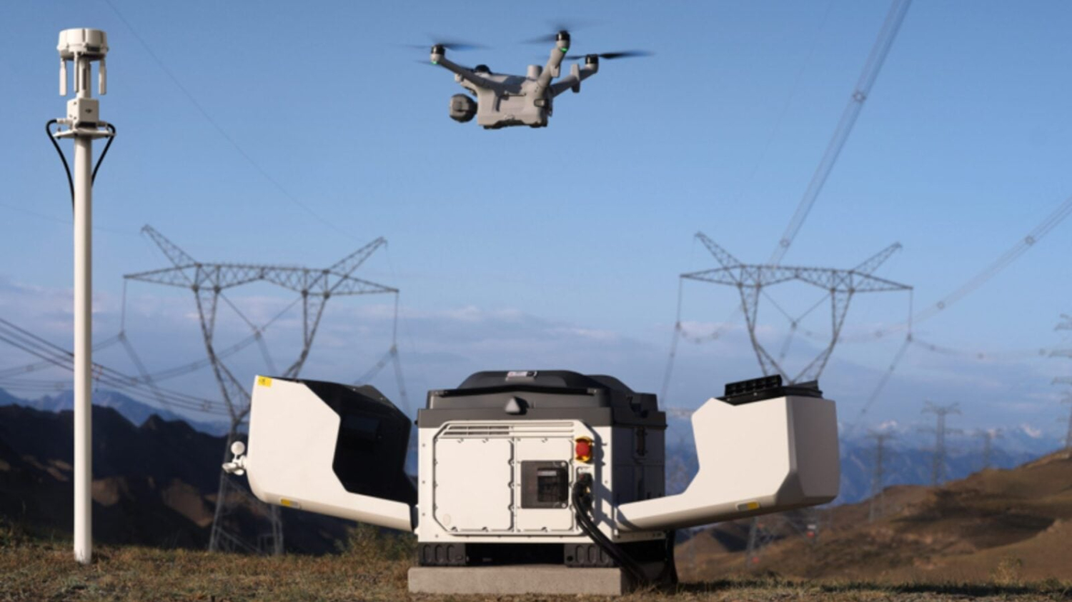 Un drone, une station automatisée et 25 secondes d’arrêt : DJI veut révolutionner les missions aériennes