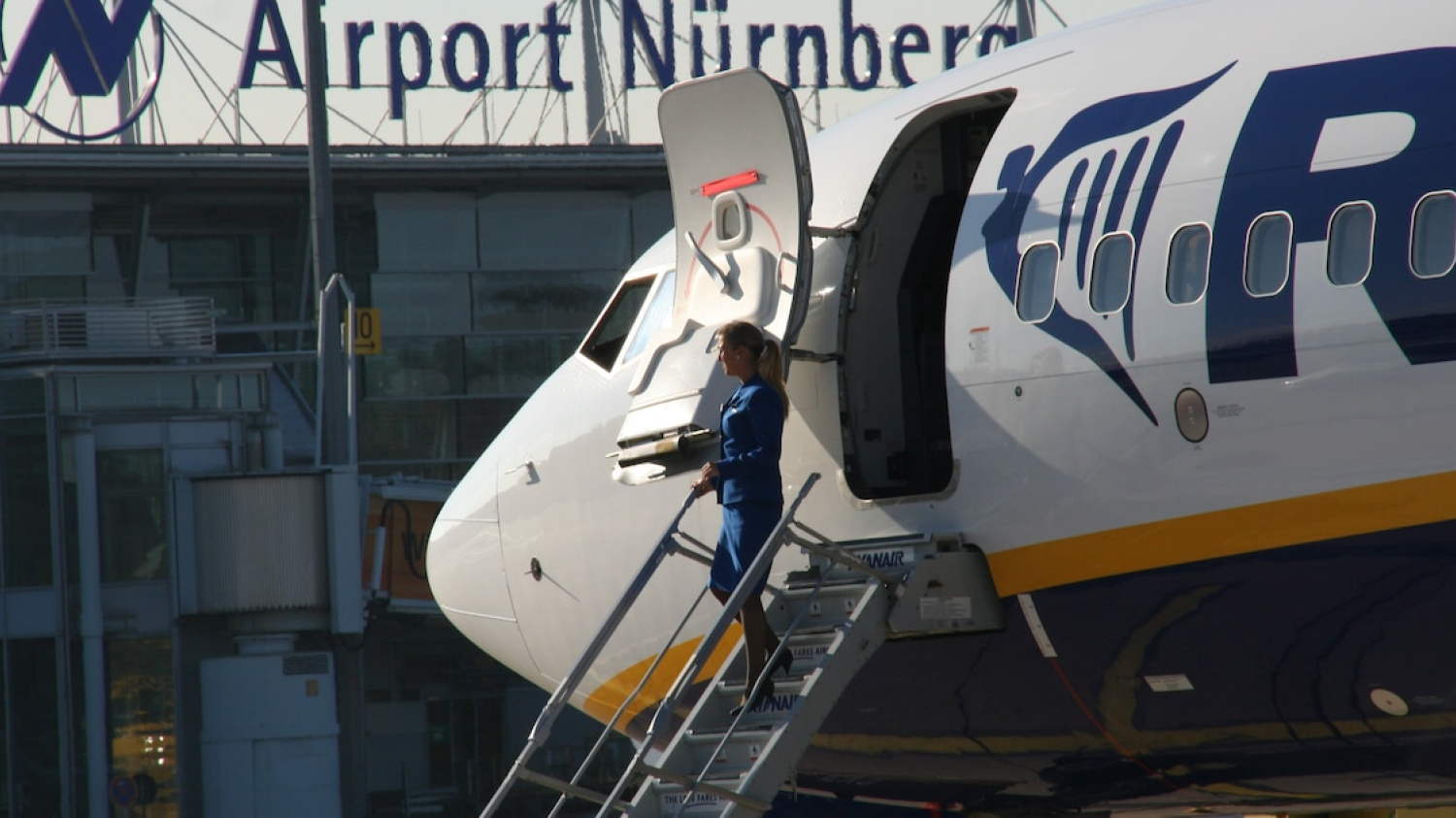 Trafic interrompu à l'aéroport de Nuremberg après l'observation d'un possible drone
