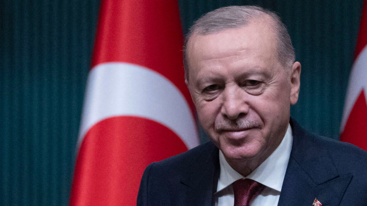 La Turquie construit le MUGEM, un impressionnant porte-drones