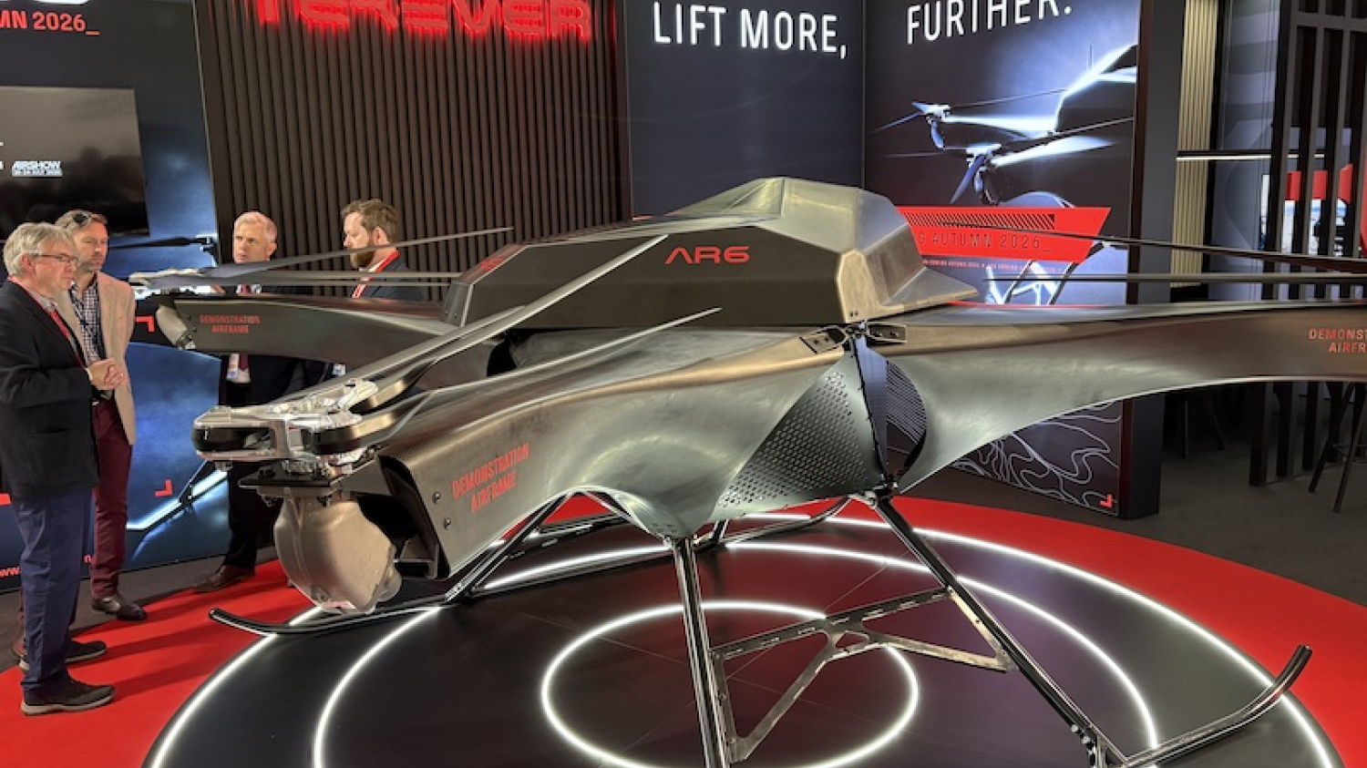 Avec son nouveau drone AR6, Tekever se positionne sur le transport de charges lourdes 