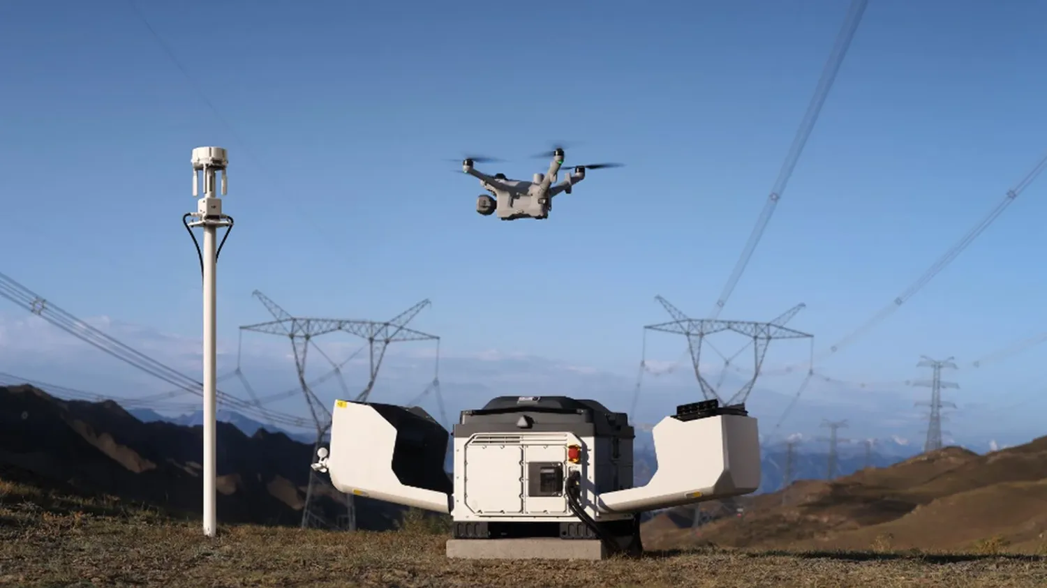 DJI lance le Dock 4 : il change la batterie d'un drone en 25 secondes, et ça repart