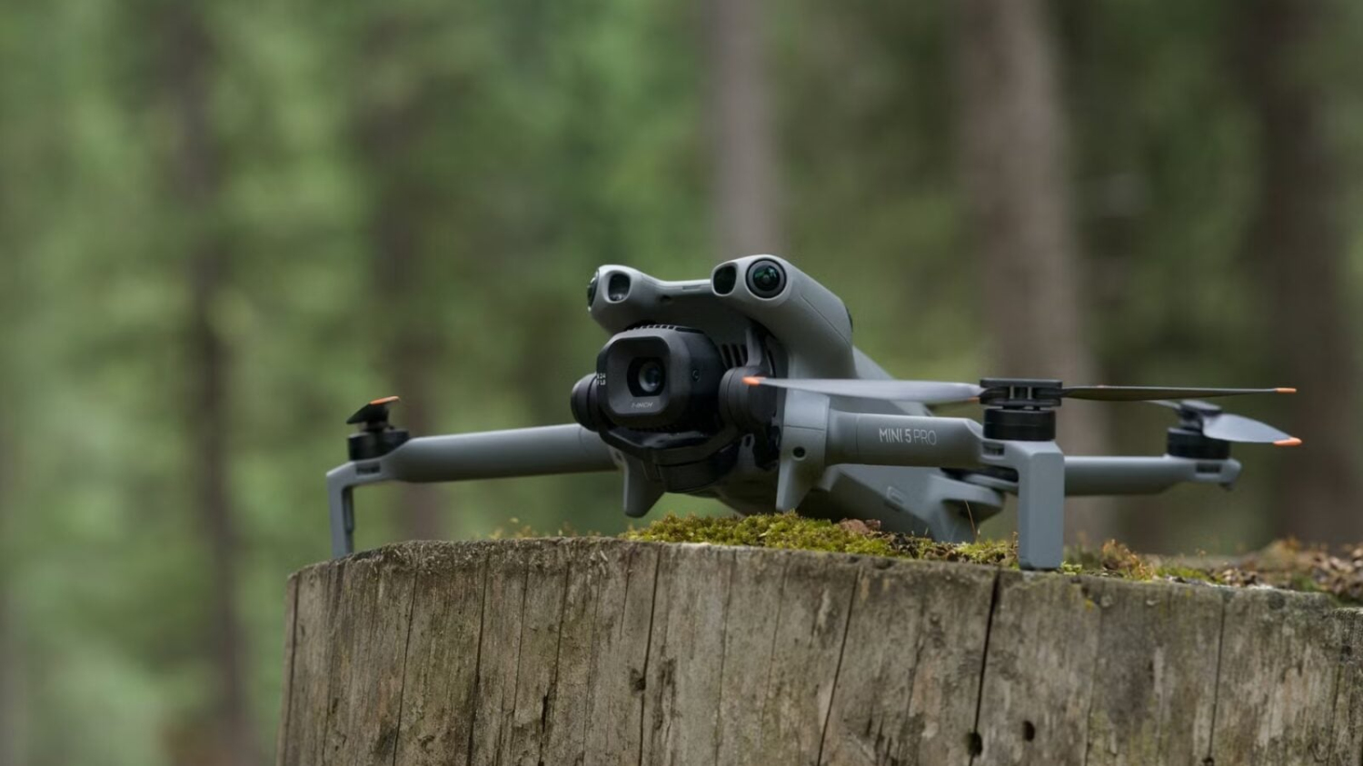 DJI Mini 5 Pro : c'est le top drone 2026 et il passe au prix d'un modèle lambda sans motif