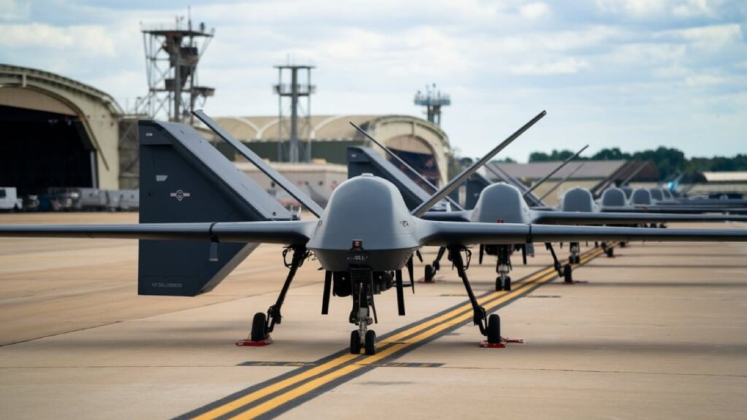 Salon du drone à Bordeaux : une étude questionne les liens de la filière avec l’armement