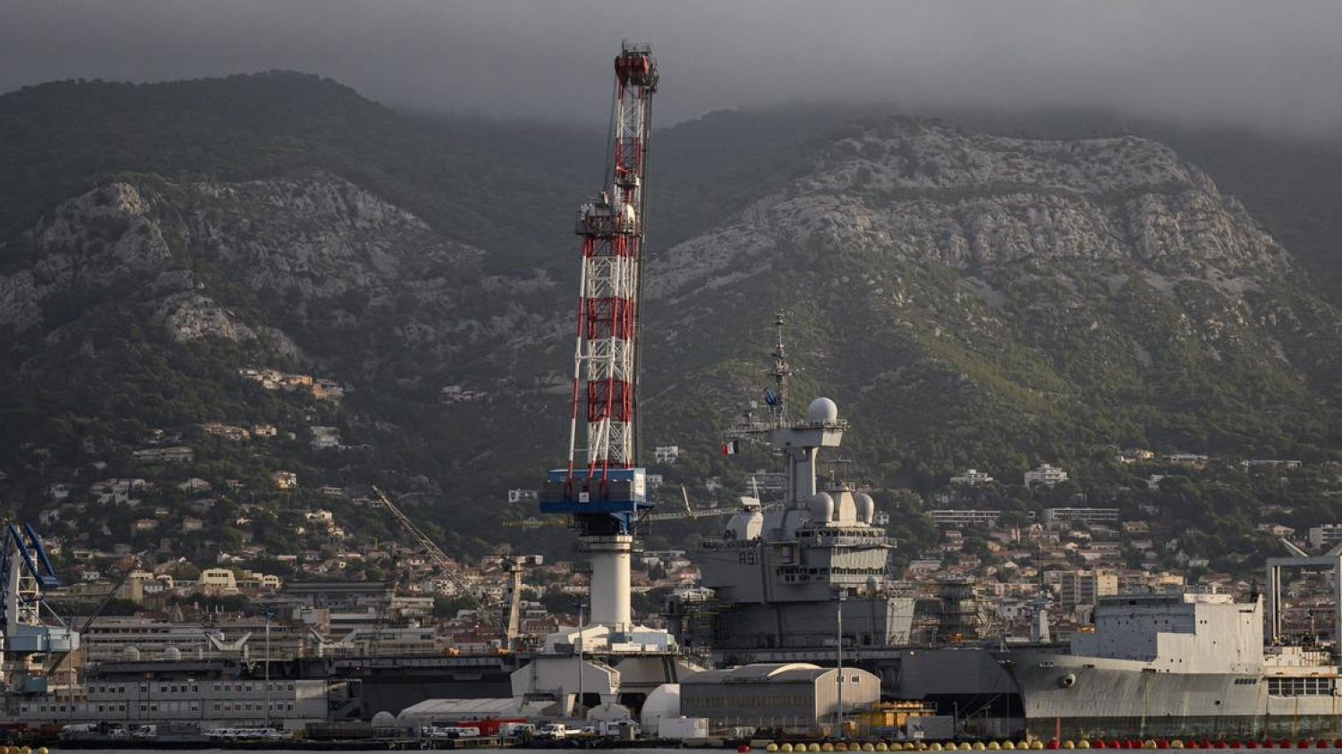 Toulon : plusieurs survols de drones non-autorisés détectés «aux abords et au-dessus de sites militaires», selon la Marine nationale
