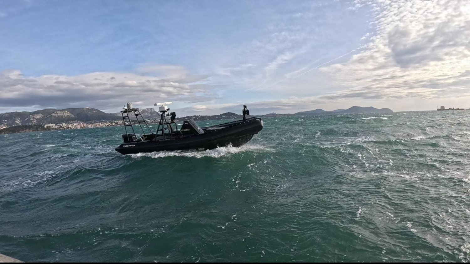 Trois candidats retenus pour devenir le drone de surface armé de la Marine nationale